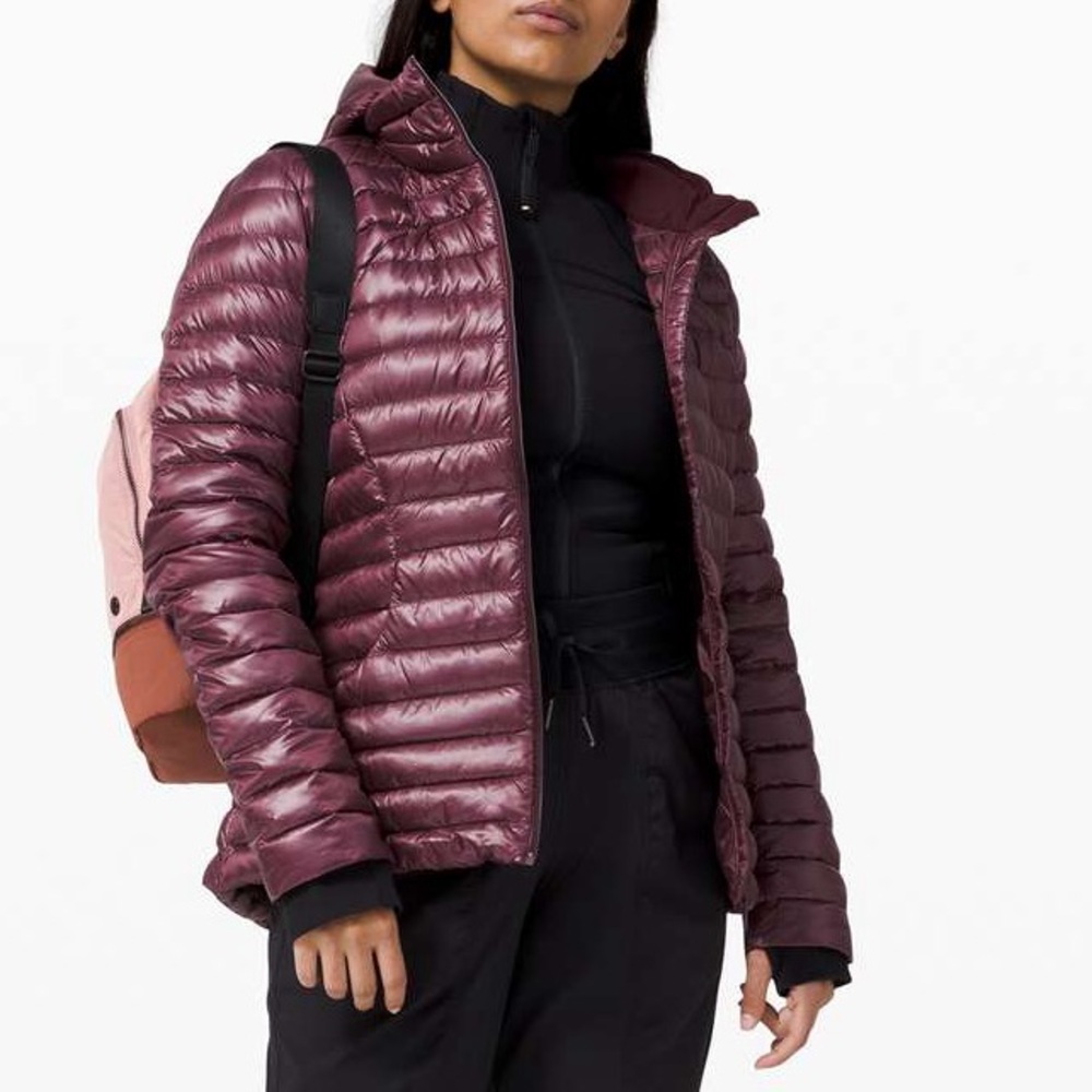 Lululemon Pack it Down Shine Jacket in Bordeaux Drama Size 6 NWOT Never Worn